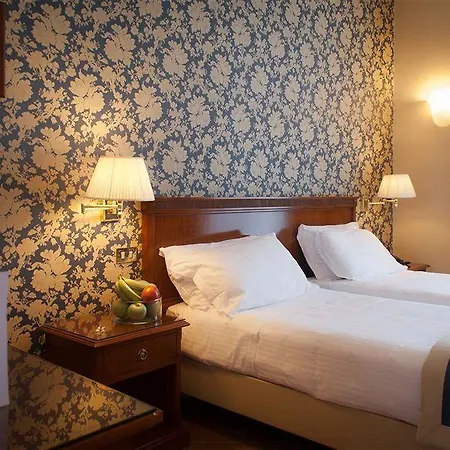 Nuvo Hotel